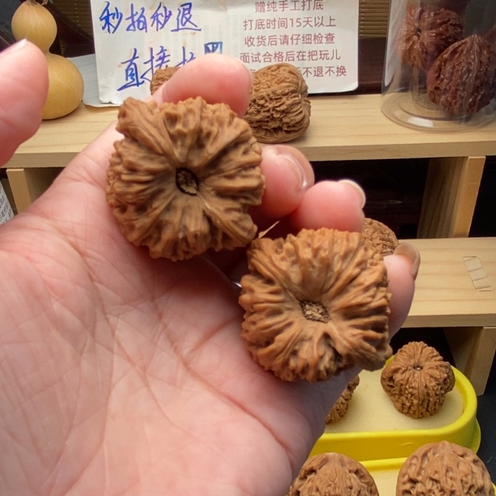 吊坠文玩核桃顾*拉丝酒杯深凹38尺1010