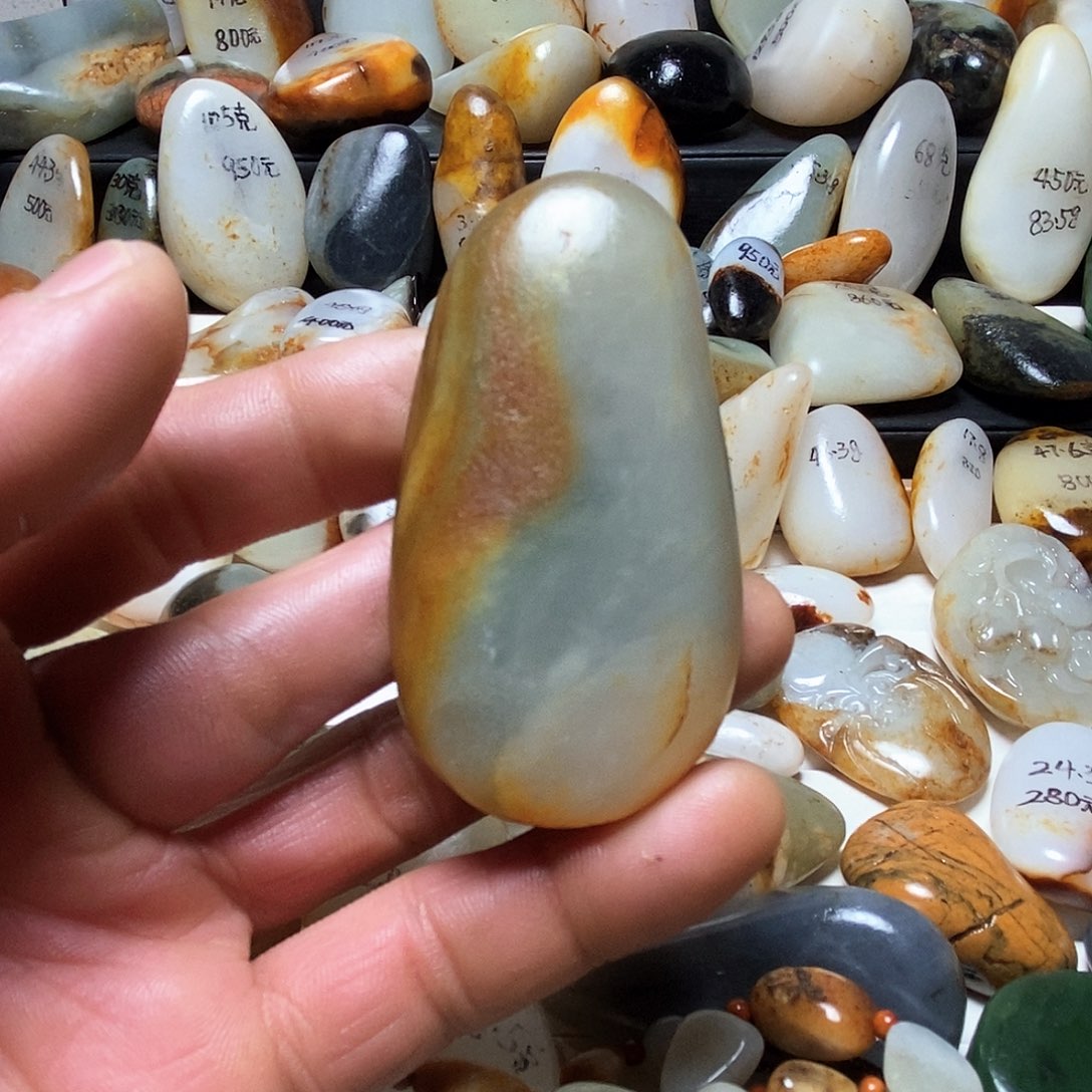 和田玉颈饰未镶嵌吊坠1件198元下2单