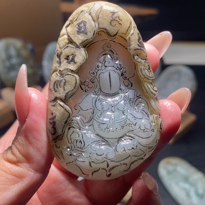 羊***春定制翡翠未镶嵌黄财神