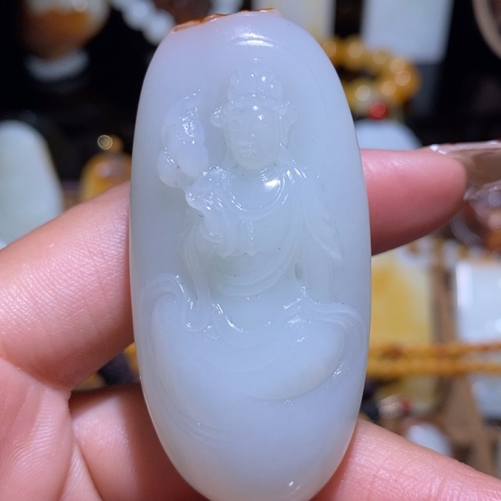 和田玉颈饰未镶嵌宝*