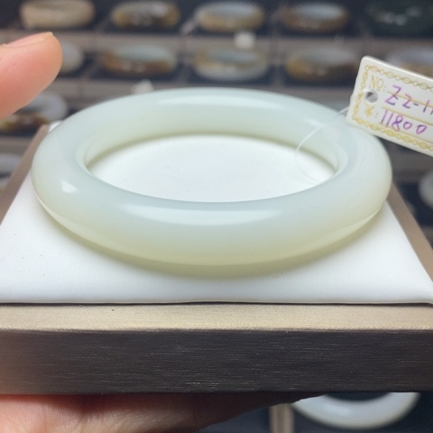 和田玉（白玉）手镯未镶嵌