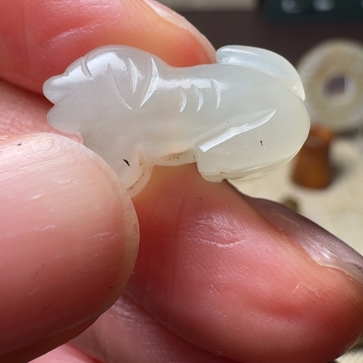 和田玉颈饰未镶嵌渡*