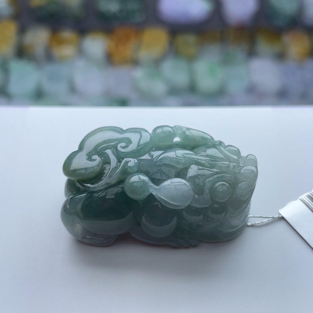 翡翠颈饰未镶嵌貔貅