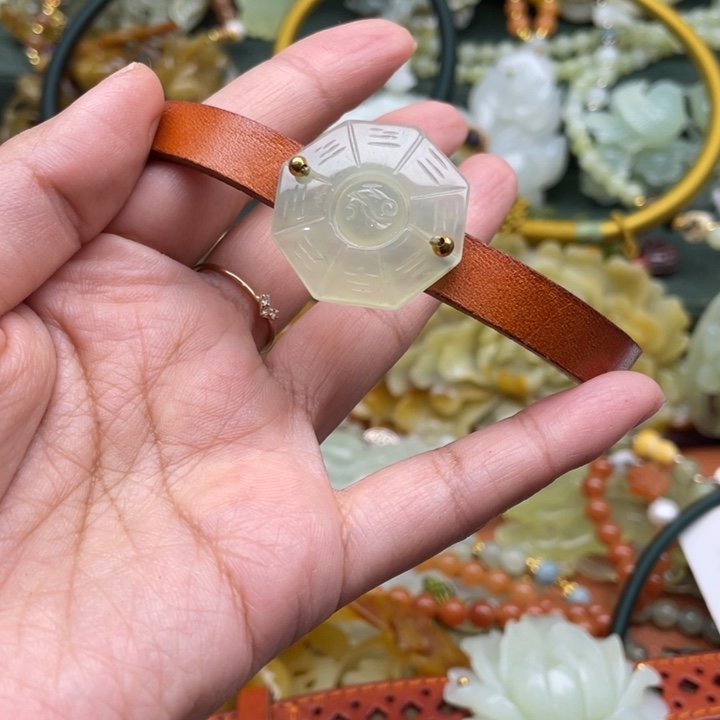 蛇纹石玉手牌合金