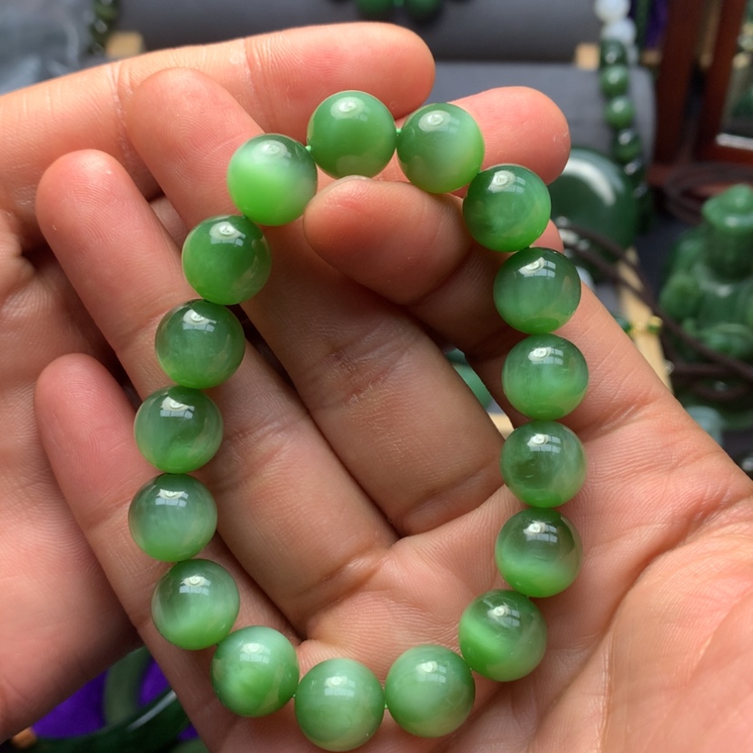 【闪购商品】未镶嵌手链和田玉（碧玉）