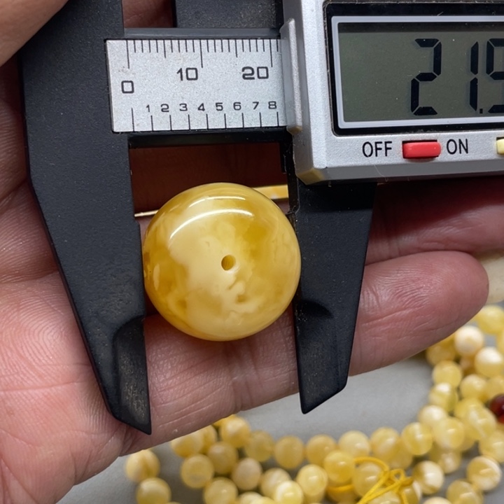 琥珀未镶嵌裸石墩子