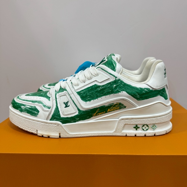 95新 LouisVuitton/路易威登 41.5码 trainer 白绿涂鸦 时尚板鞋