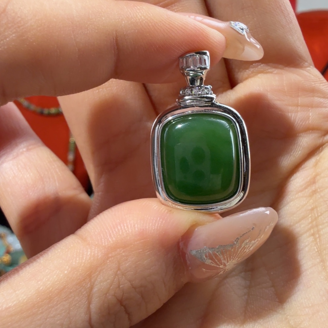 和田玉银S925镶嵌颈饰