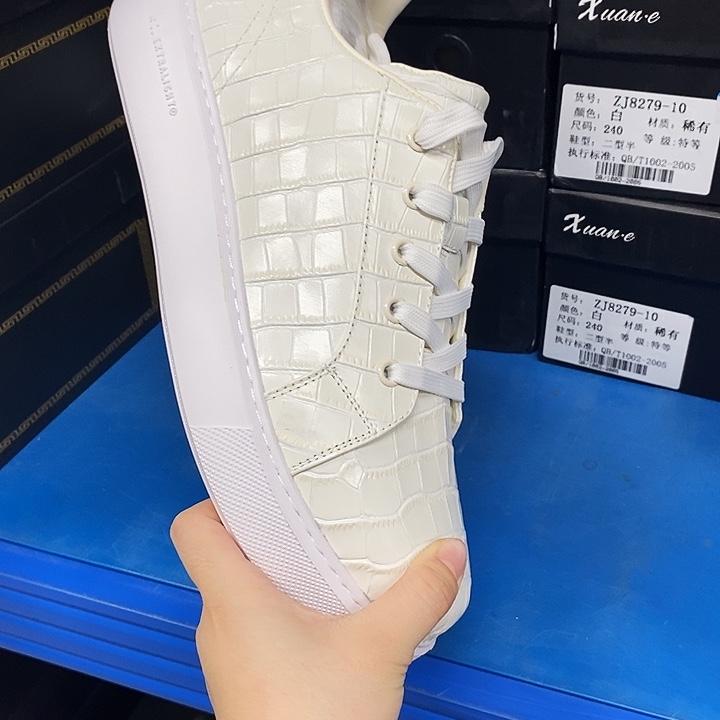 真皮蓝*白色板鞋42