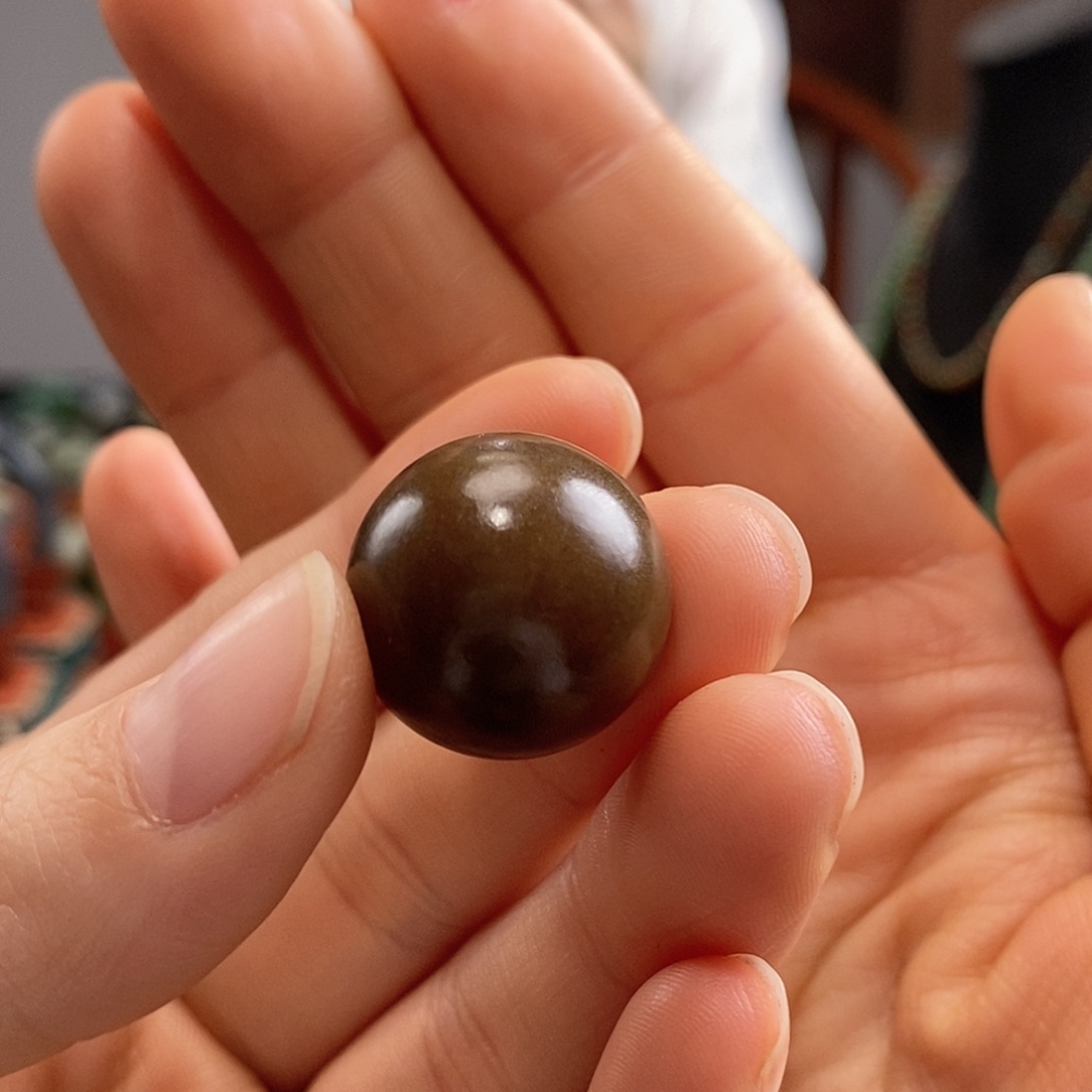 颈饰未镶嵌和田玉藏*