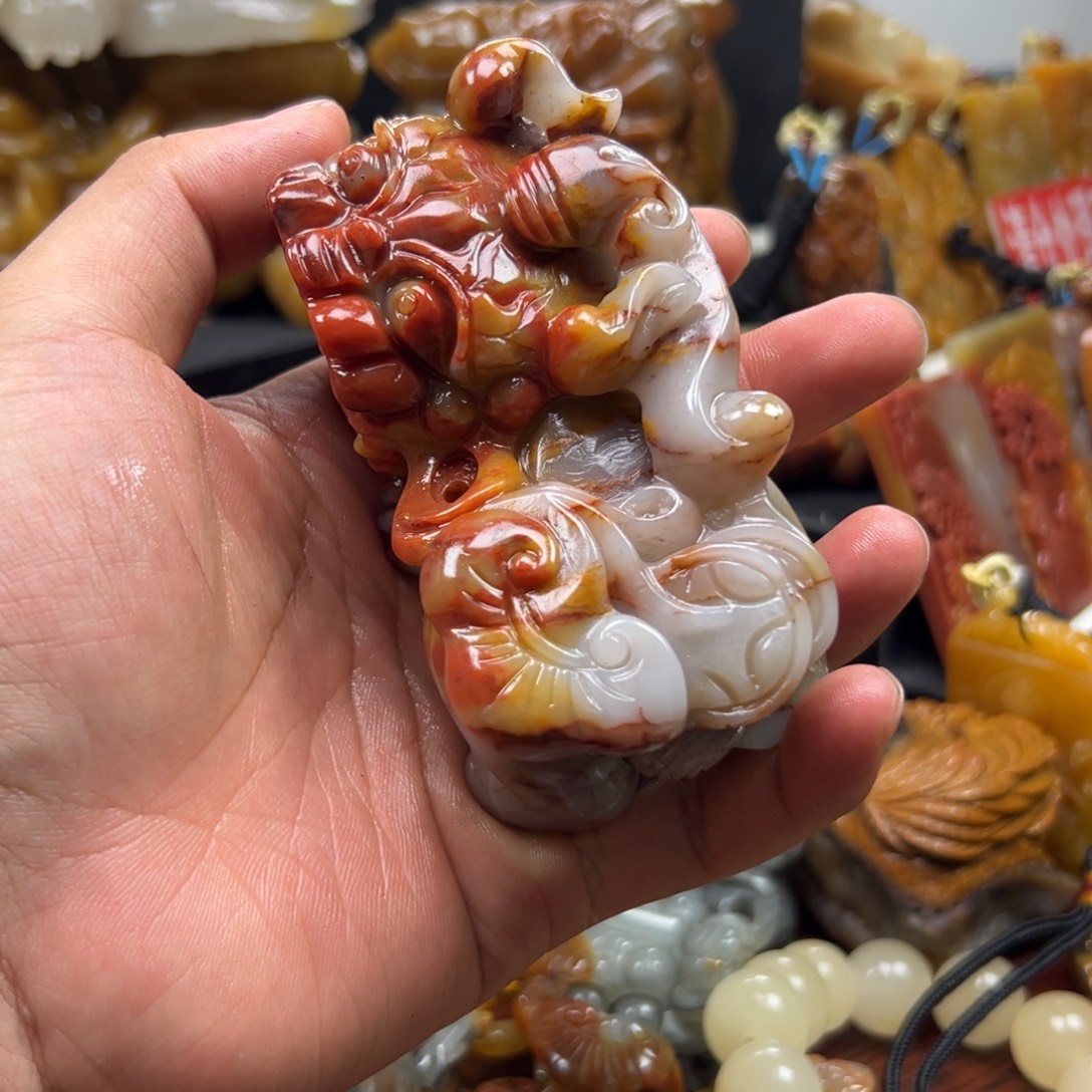 石英质玉（黄龙玉）未镶嵌黄龙玉