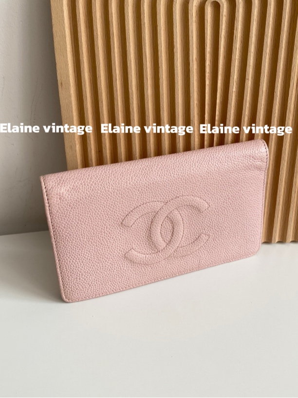 95新 Chanel/香奈儿 粉色荔枝牛皮两折翻盖钱夹稀有款18cm