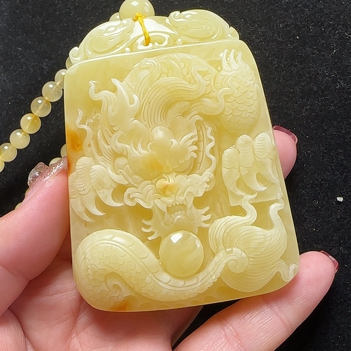 蜜蜡珠宝奇石未镶嵌