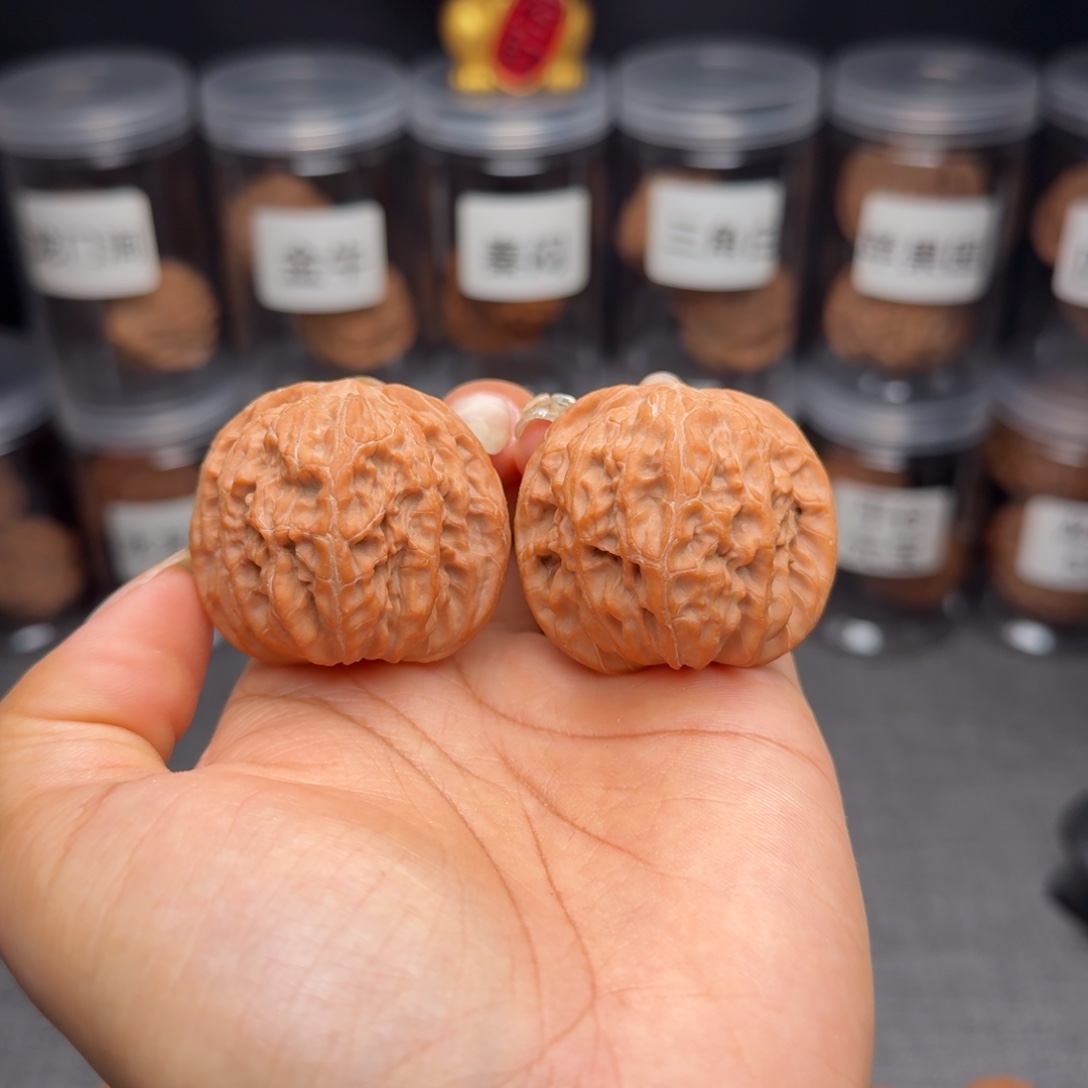 加***带文玩核桃把件山地圆球磨