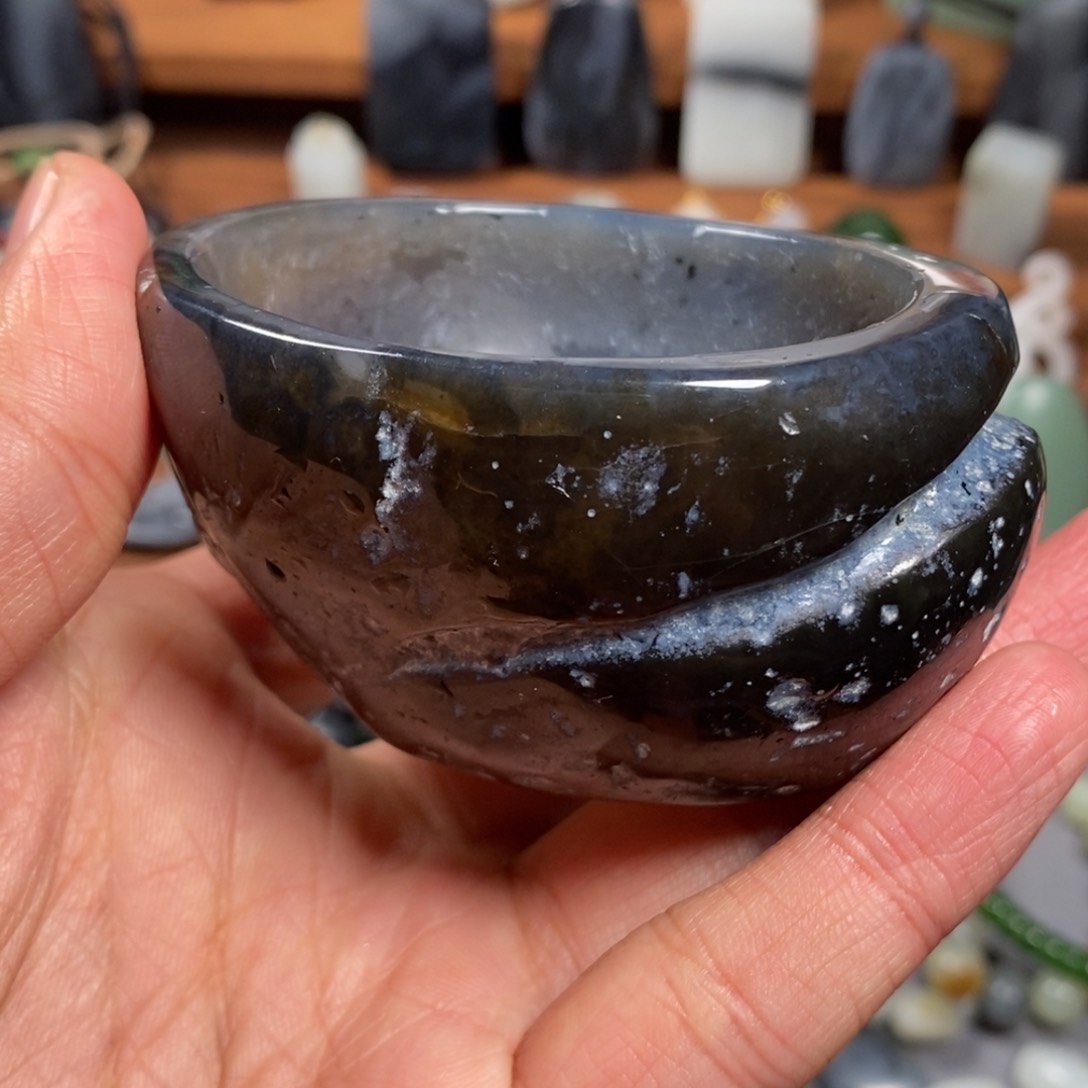 玛瑙/玉髓碗碗未镶嵌晨