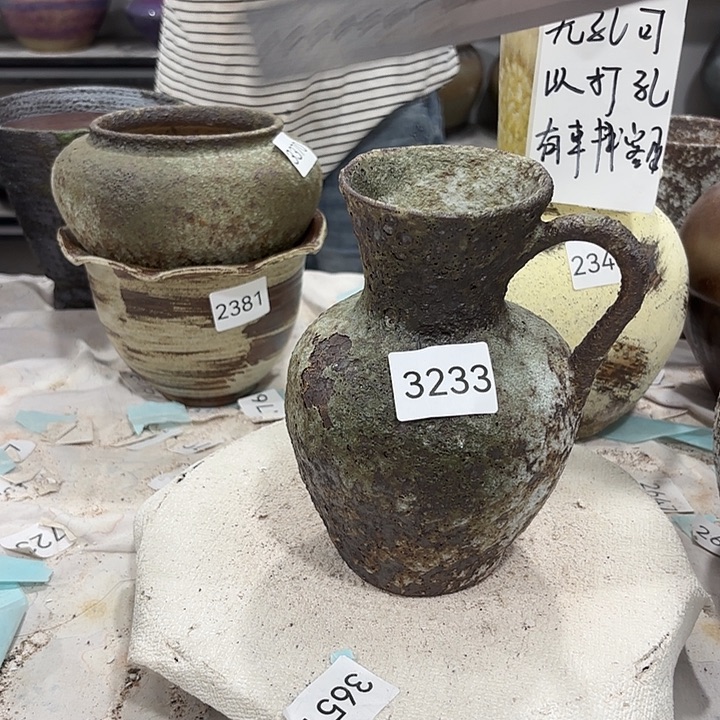 摆件高18，口7，无孔，瑕疵处理