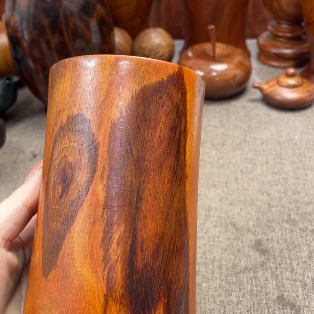 黄花梨/降香黄檀笔筒