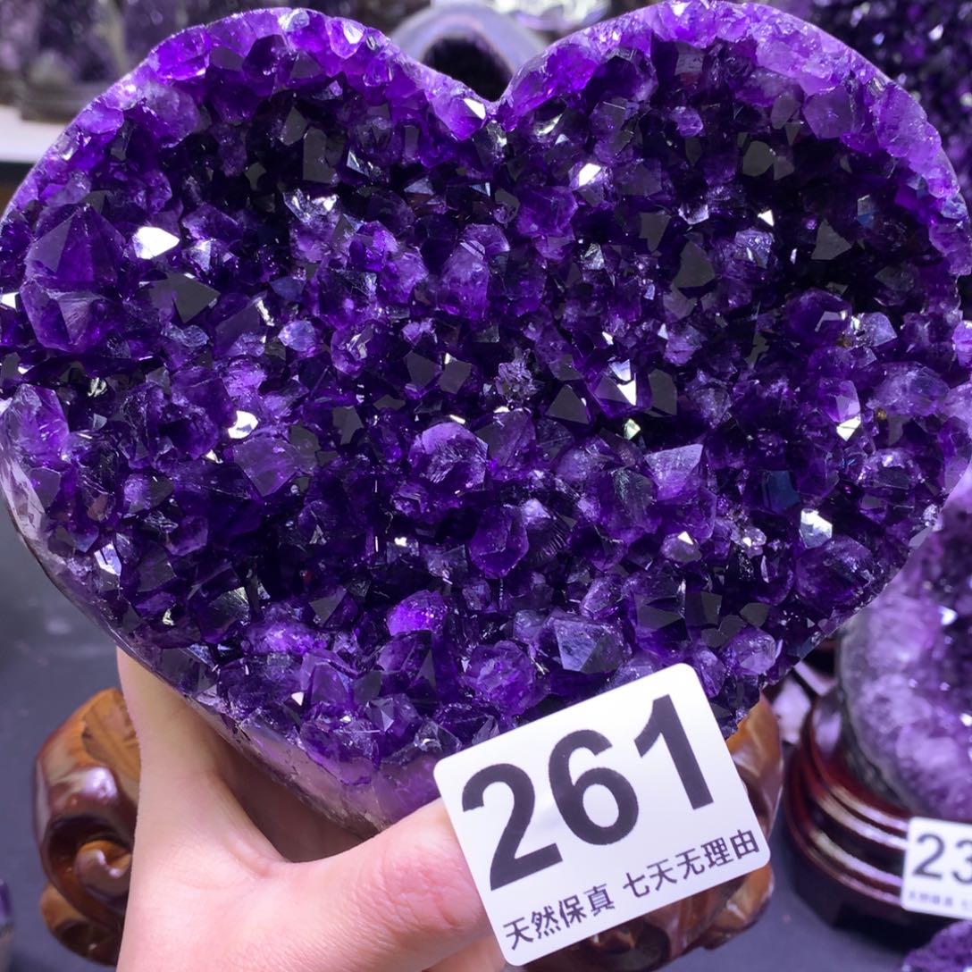 水晶水晶摆件未镶嵌诚****君