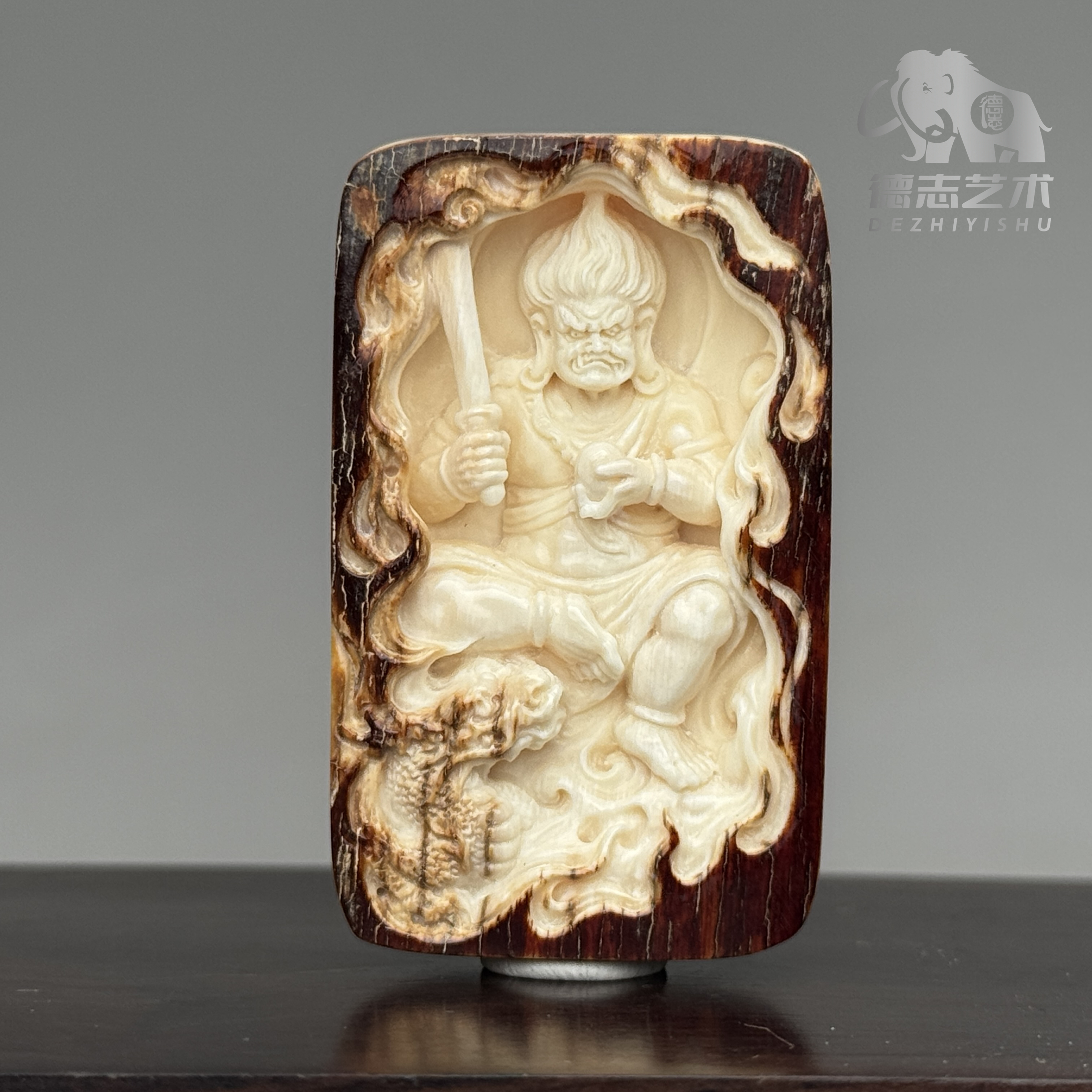 DEZHI/德志【不动明王】50*30*14mm深红皮大师精工手雕猛犸吊坠