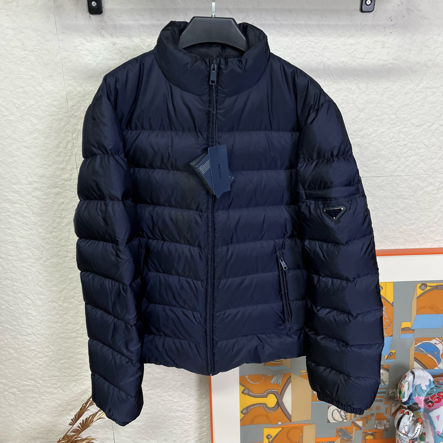 未使用 Prada/普拉达 铁三角标羽绒服/52码/25112520