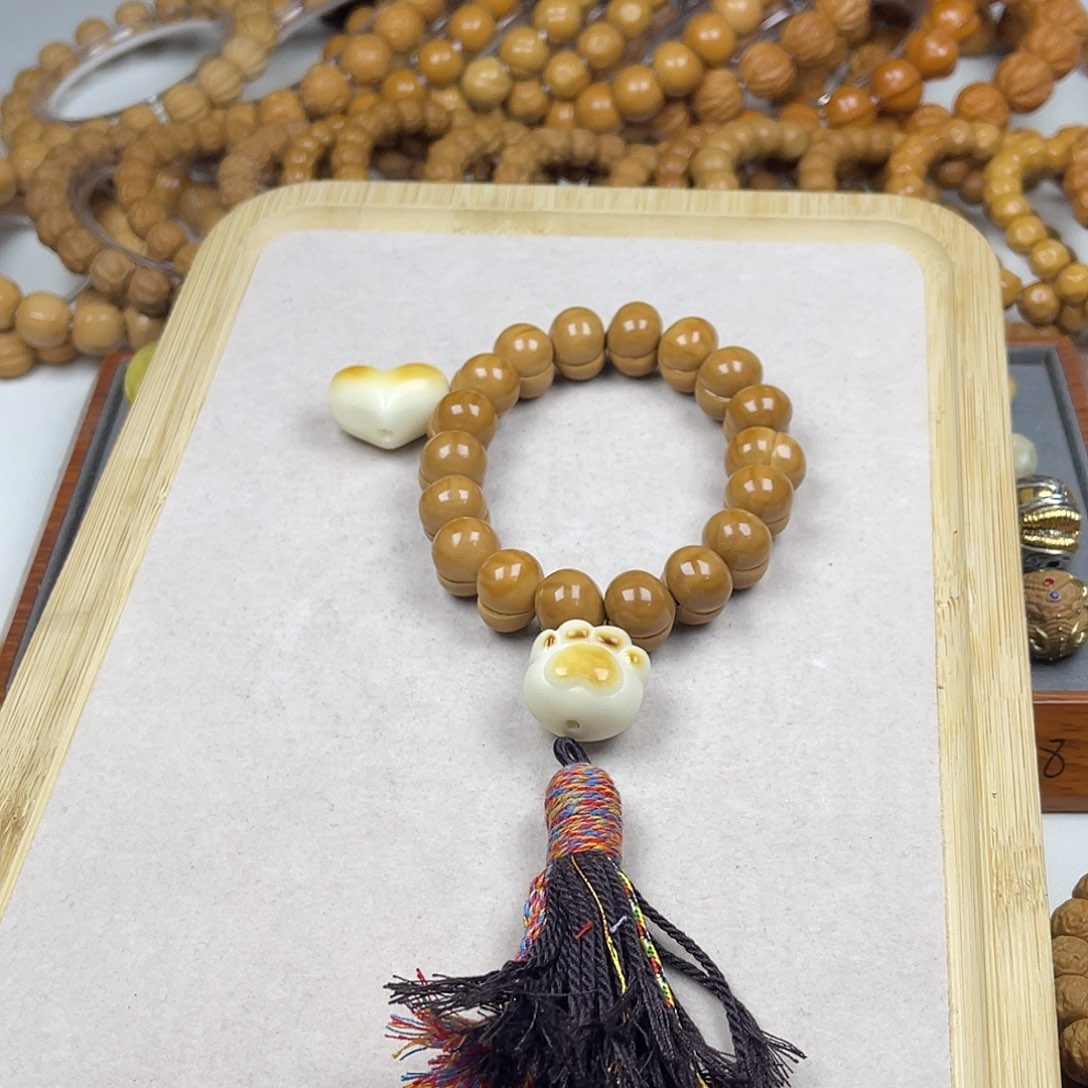 飞***空手串猴头核桃屁桃