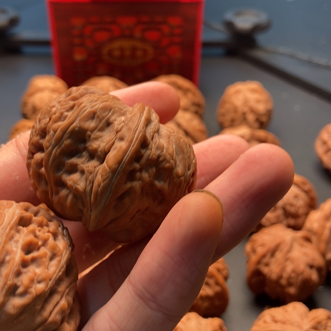 别***迹文玩核桃吊坠元宝