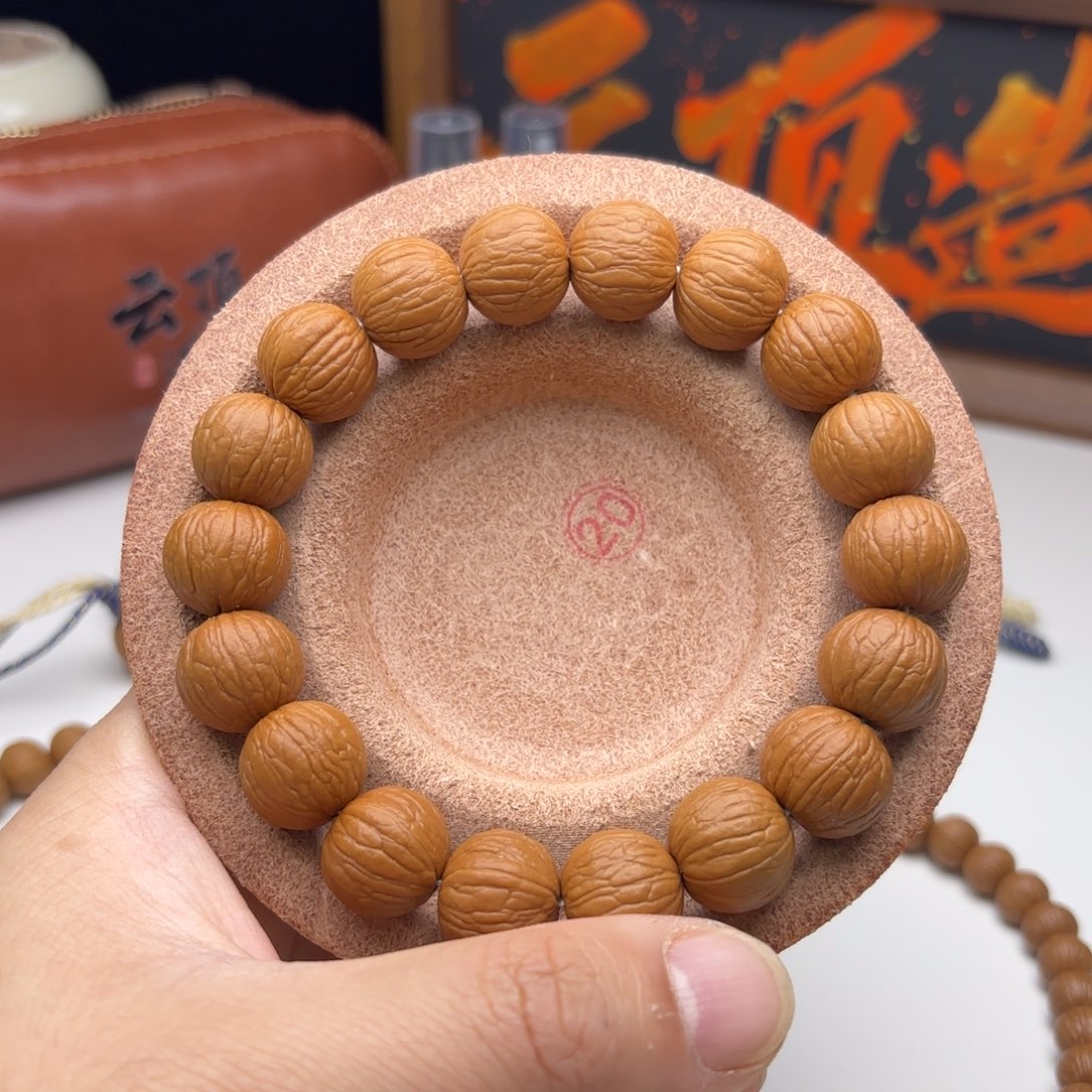 猴头核桃吊坠15大聚宝盆