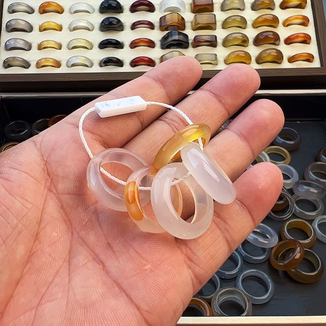 玛瑙/玉髓戒圈未镶嵌16圈不退不换