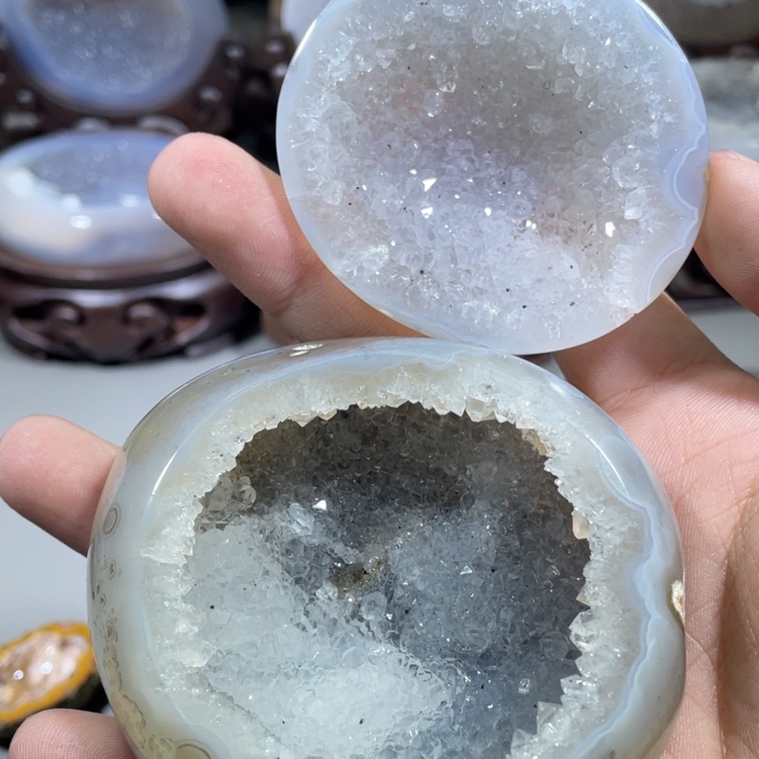 水晶大型摆件（非配饰）未镶嵌聚宝盆