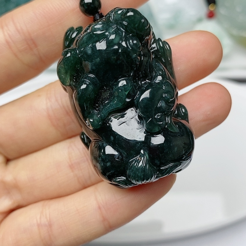 【闪购商品】翡翠颈饰未镶嵌