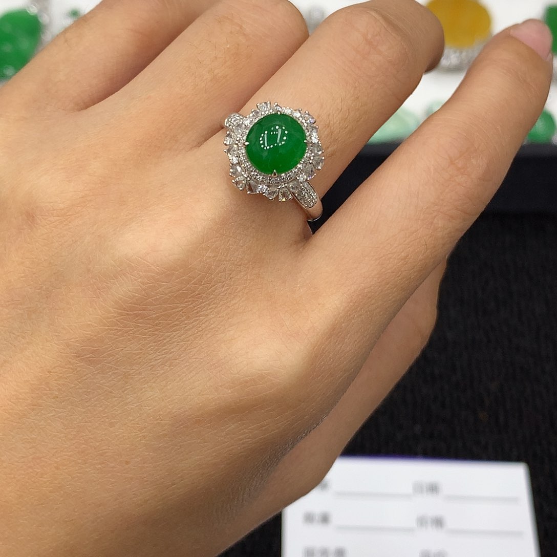 【闪购商品】翡翠戒指18K金镶嵌蛋面