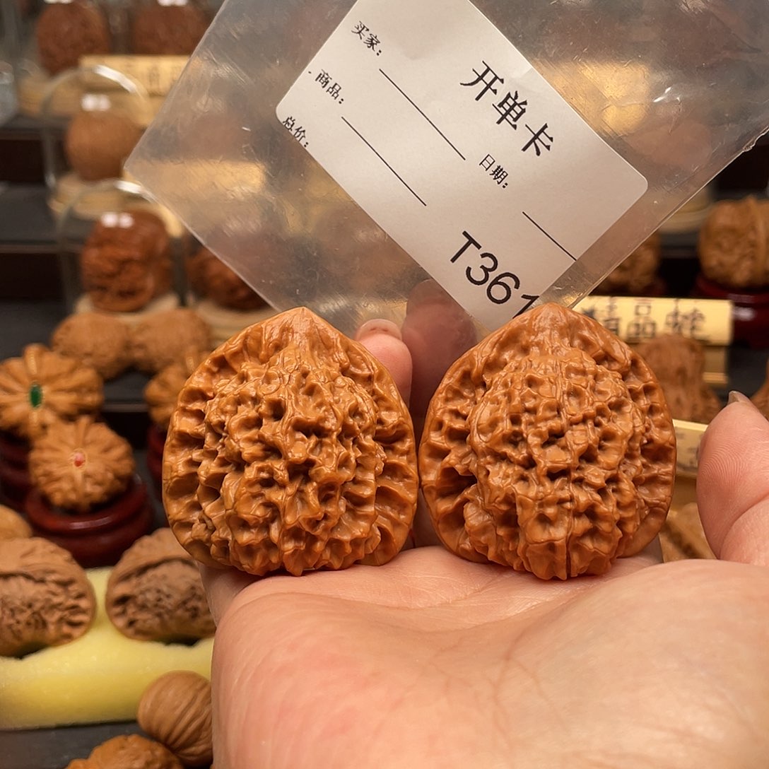 百***长把件文玩核桃官帽46。361