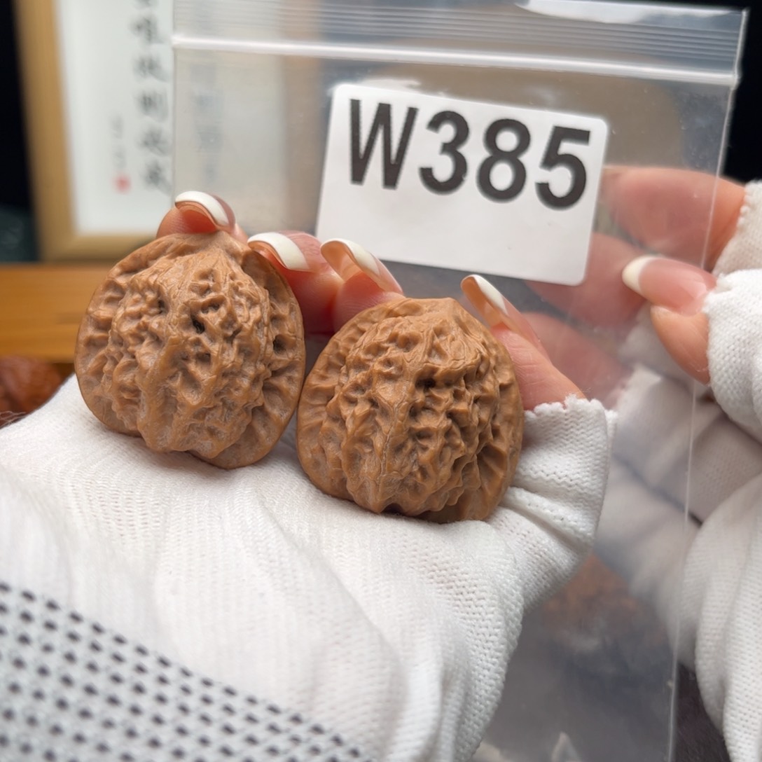 文玩核桃把件33瓷娃娃w 385