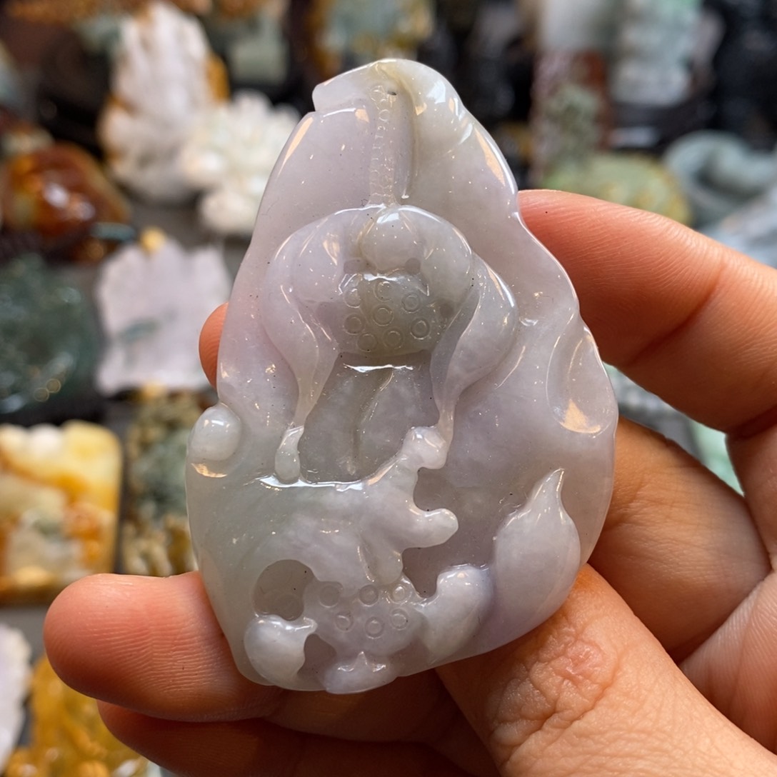 翡翠颈饰未镶嵌特色9