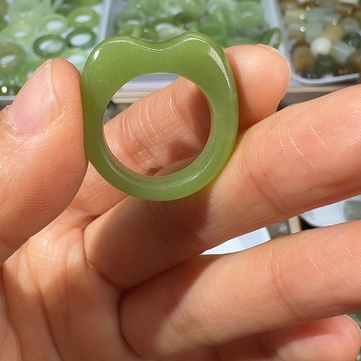 和田玉未镶嵌颈饰17.3内径88