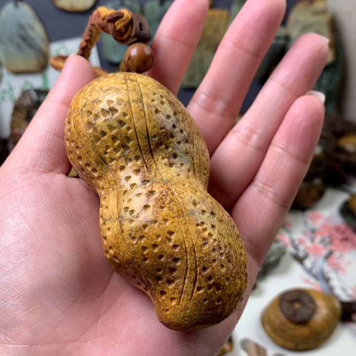 岫岩河磨玉（透闪石质玉）手把未镶嵌