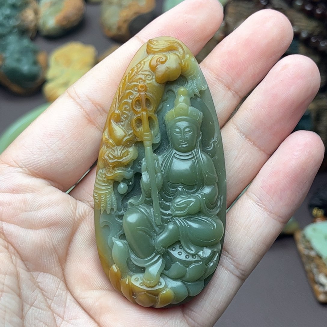 岫岩河磨玉（透闪石质玉）吊坠未镶嵌钰*子
