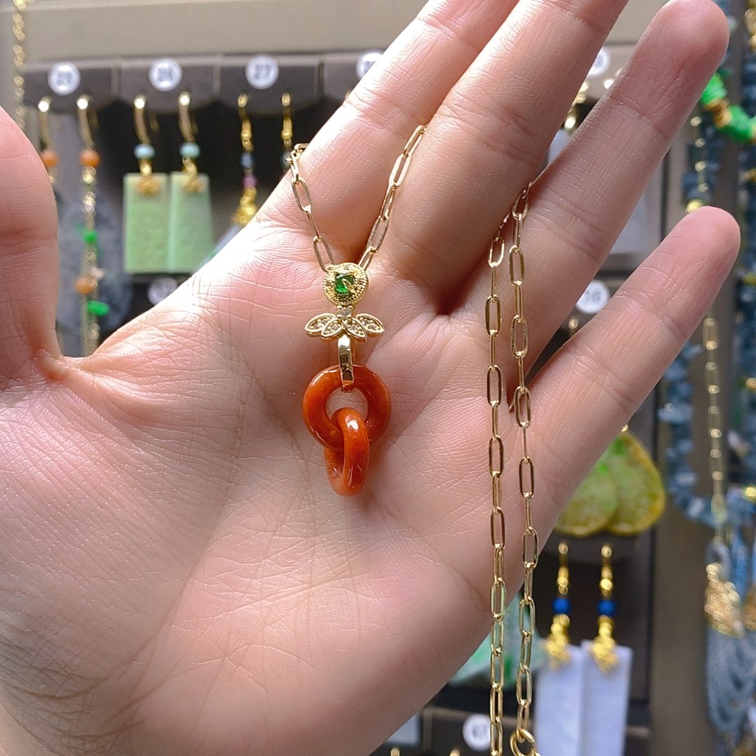 未镶嵌翡翠耳饰翡翠