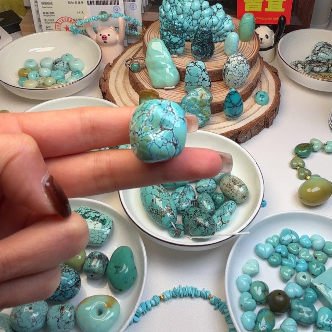 笑***子绿松石未镶嵌单珠