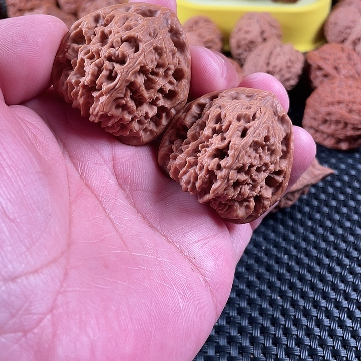 文玩核桃把件南疆石41尺