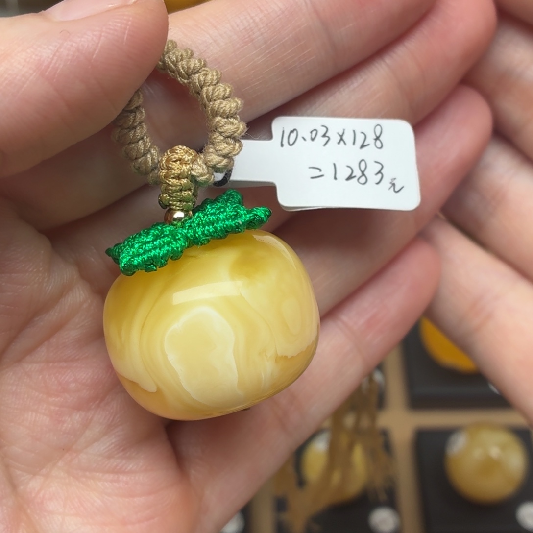 琥珀未镶嵌裸石蜜蜡柿子26.9*20+