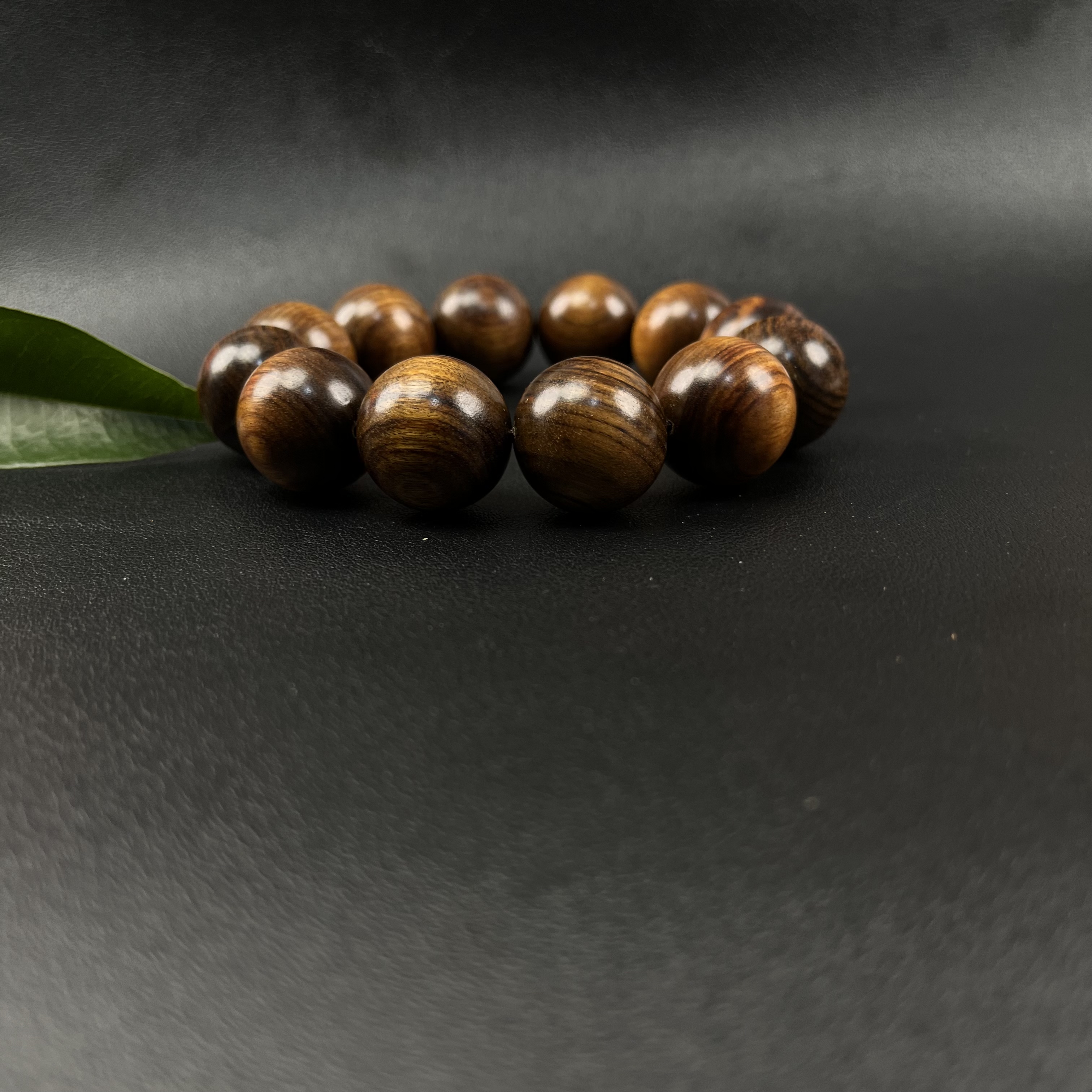 A78黄花梨圆珠2.0*12颗手串