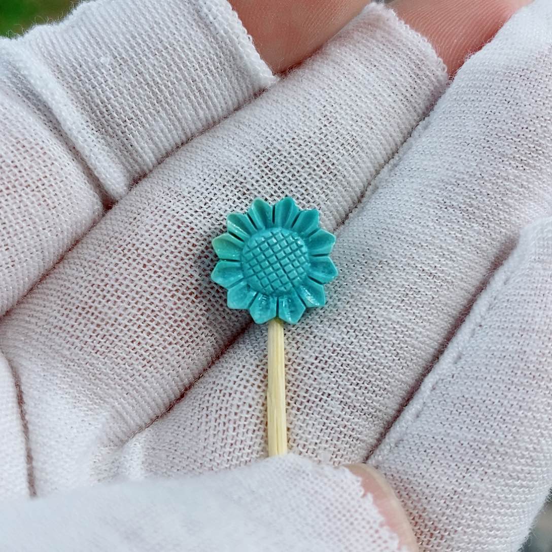 未镶嵌绿松石珠宝奇石