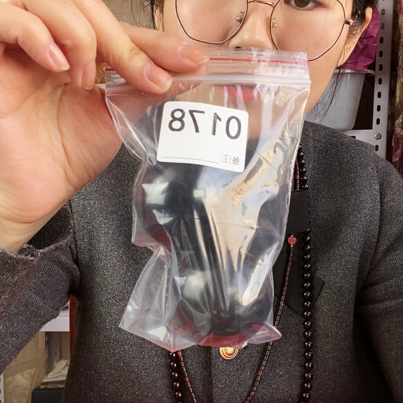 【闪购商品】东非黑黄檀（紫光檀）人**山0178