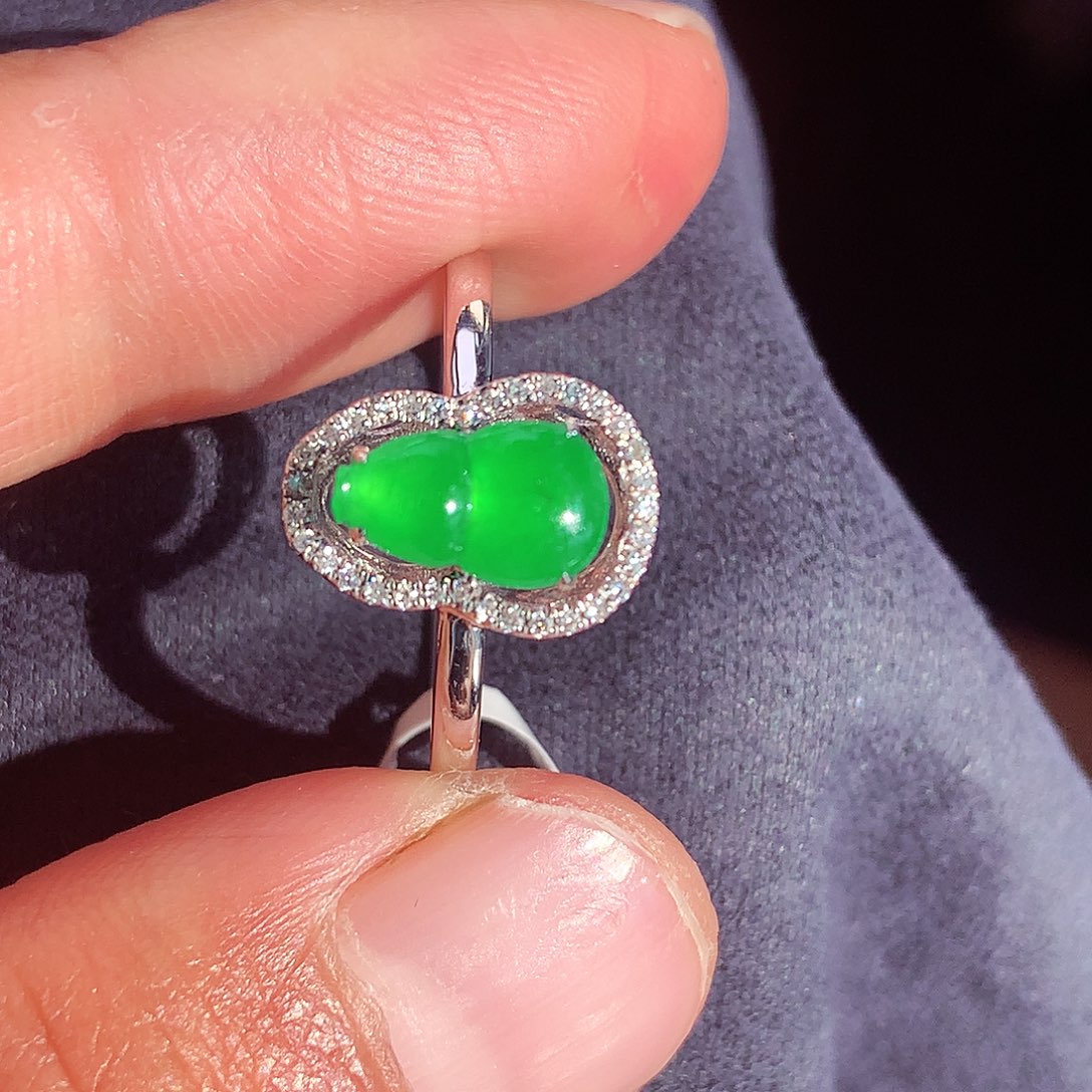 翡翠颈饰18K金镶嵌上新