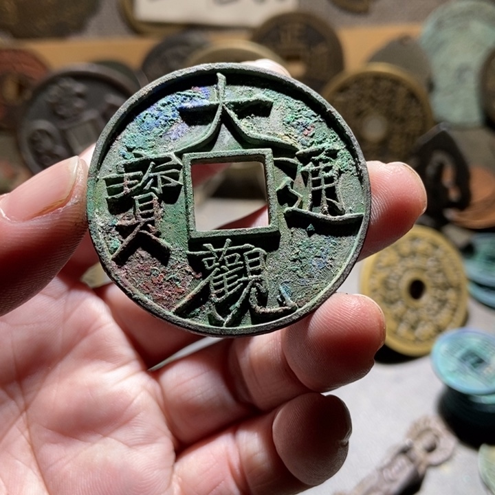 古***店铜现代工艺品仿制品