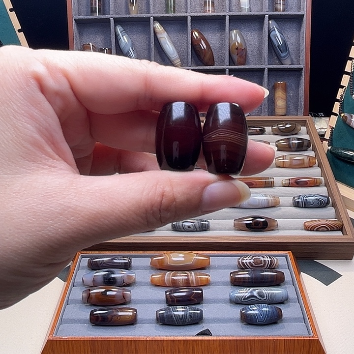 玛瑙/玉髓合金颈饰