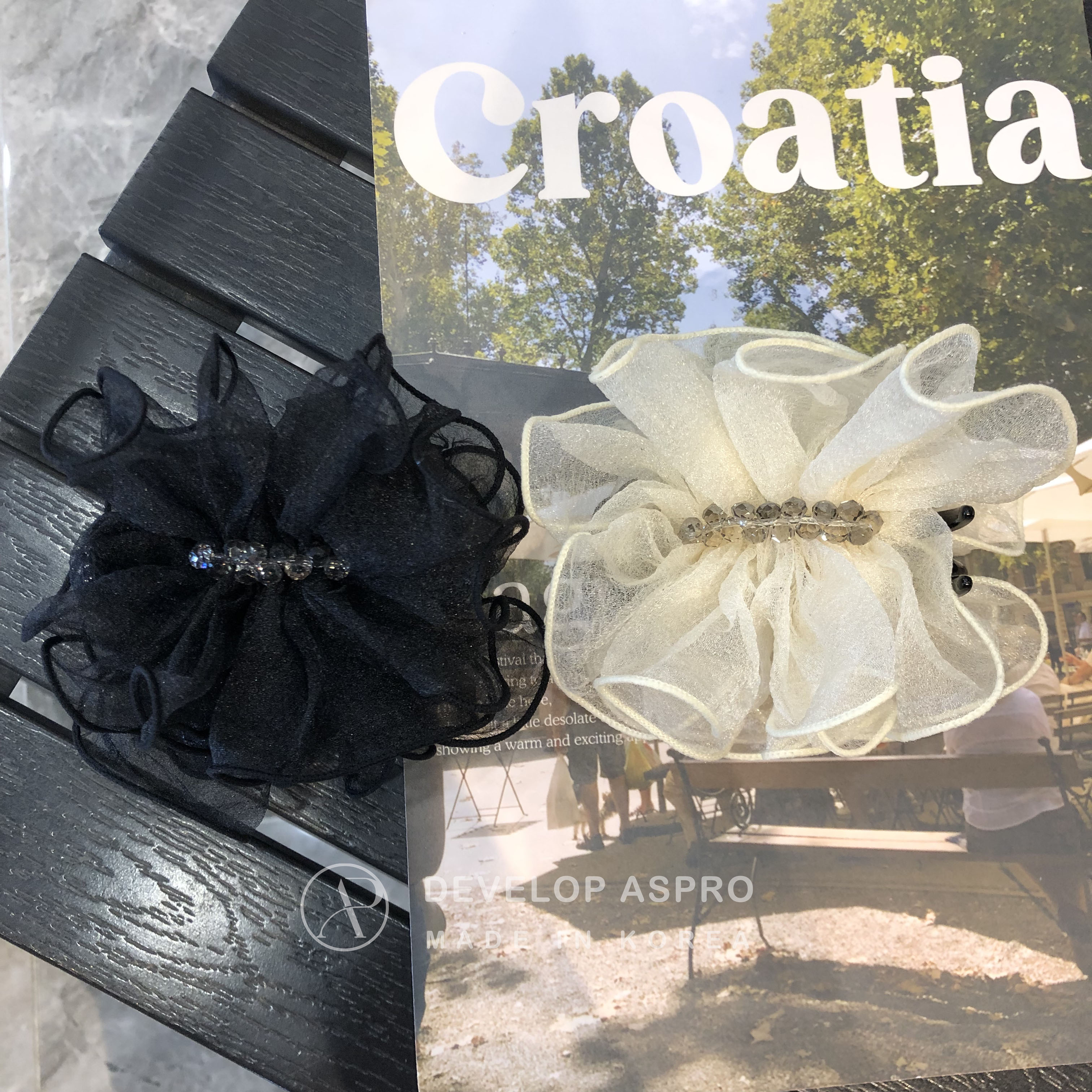 【现货 韩国手工原创】韩国新款手作云朵水晶珠丸子夹XP282