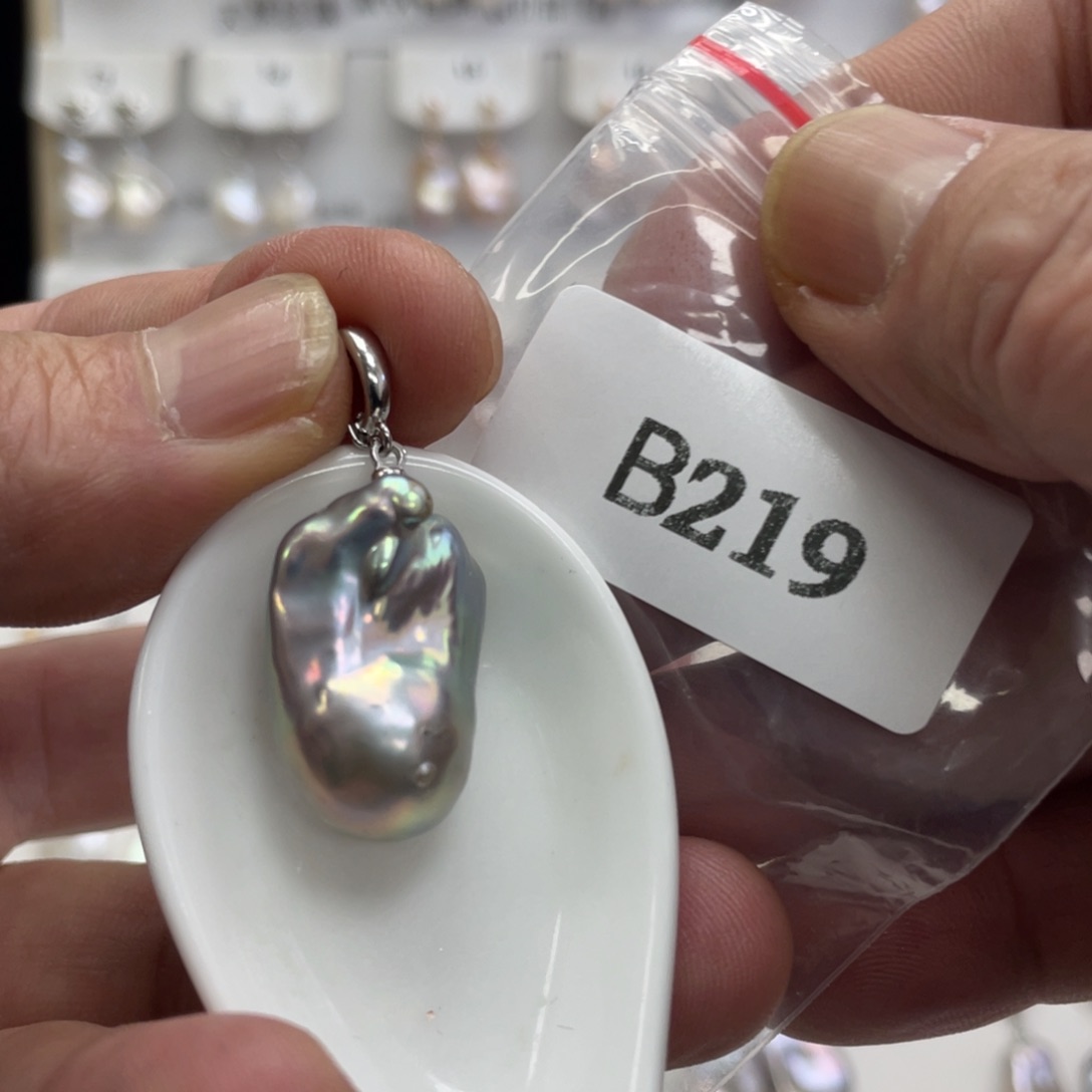 淡水珍珠颈饰未镶嵌