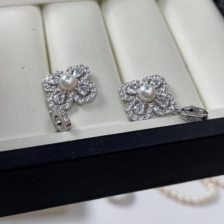 海水珍珠银S925镶嵌吊坠(不含链)随机发